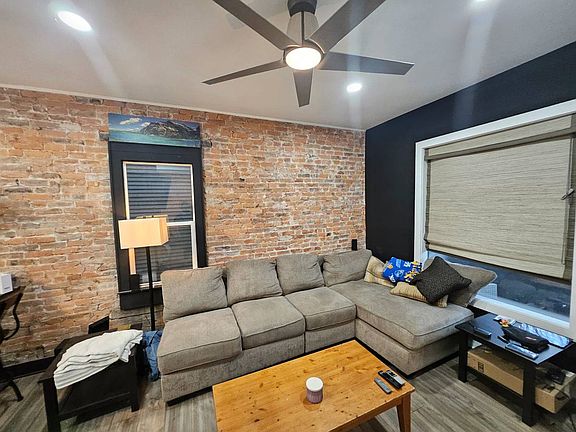 4th image of 925 W Rich St