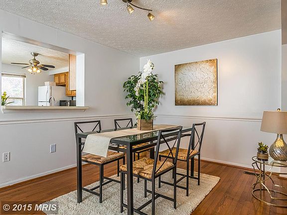 4th image of 8015 Green Tree Ct