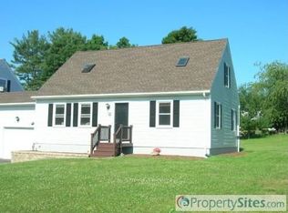 10 Maple Ridge Rd, Seabrook, NH 03874