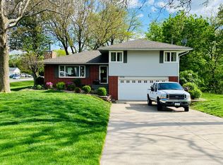 3038 Westwood Dr, Fort Madison, IA 52627
