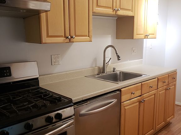 2nd image of 5111 Crossfield Ct #272