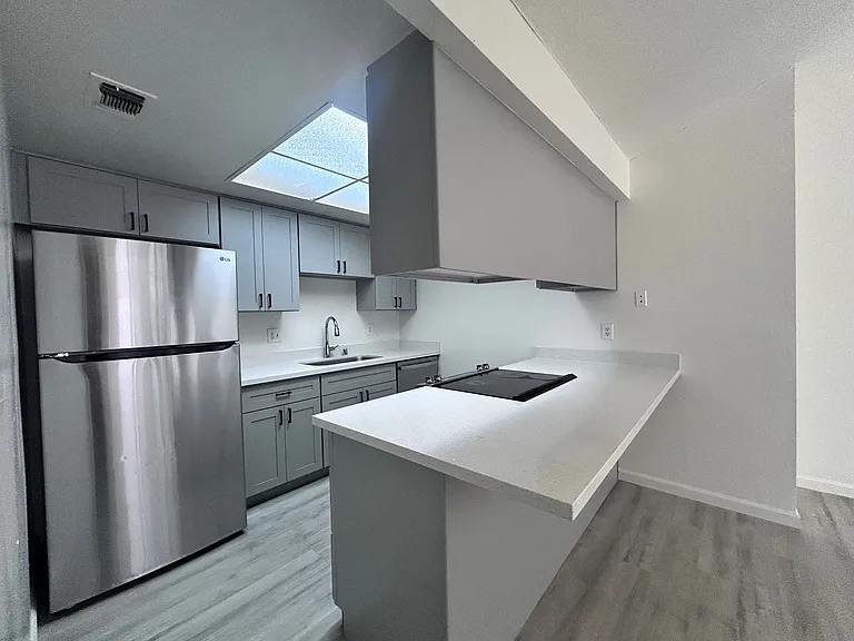 6962-6964 Crux Dr — Photo 3