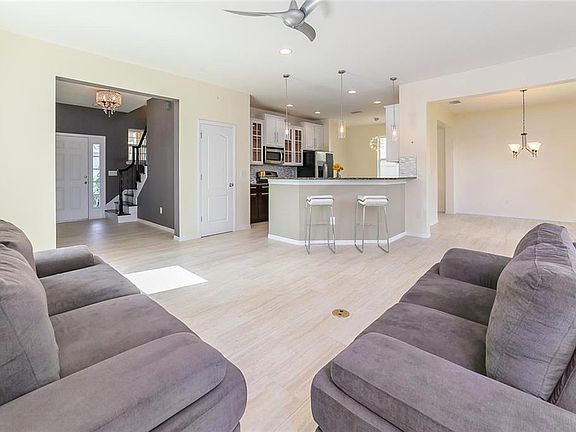 5th image of 2240 Ellarose Cir