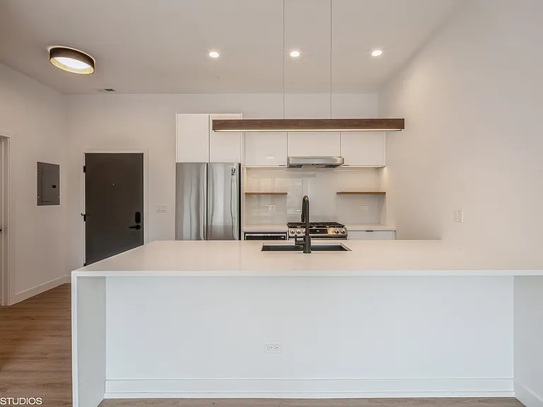 29557783_3_4806-N-Magnolia-Ave-Unit-303_Print