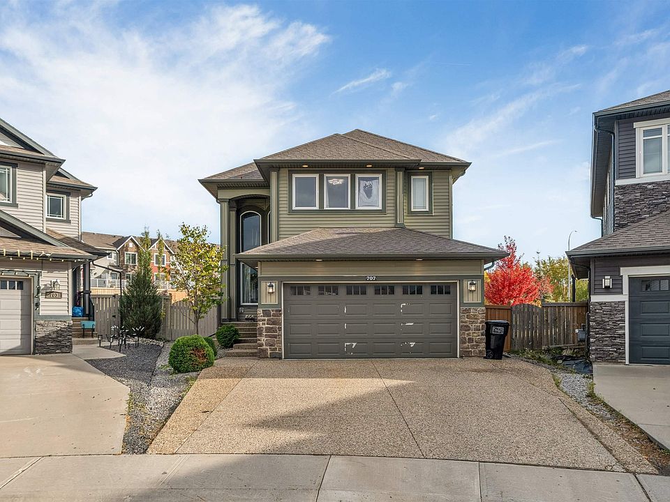 1st image of 707 40th Ave NW