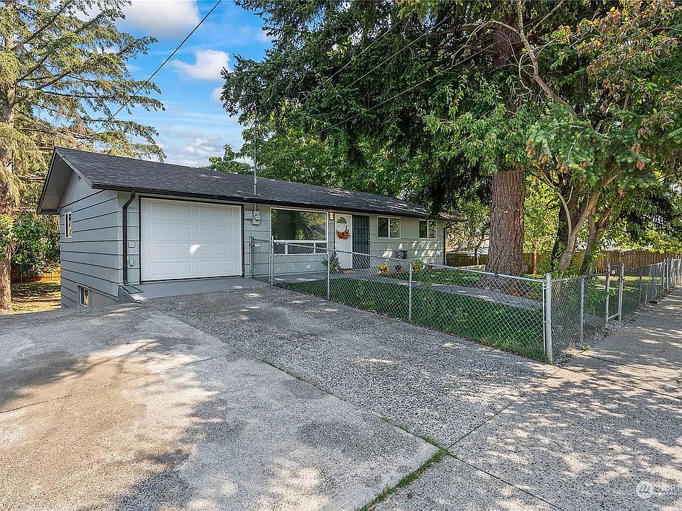 1st image of 7831 S Sheridan Ave #1