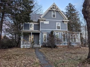 31 Elm St, Wellesley, MA 02481