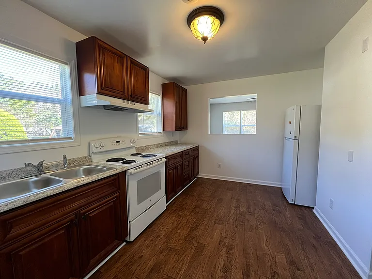 8324 Stephenson Rd — Photo 4