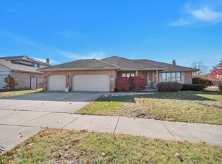 8131 Deland Ct, Tinley Park, IL 60477