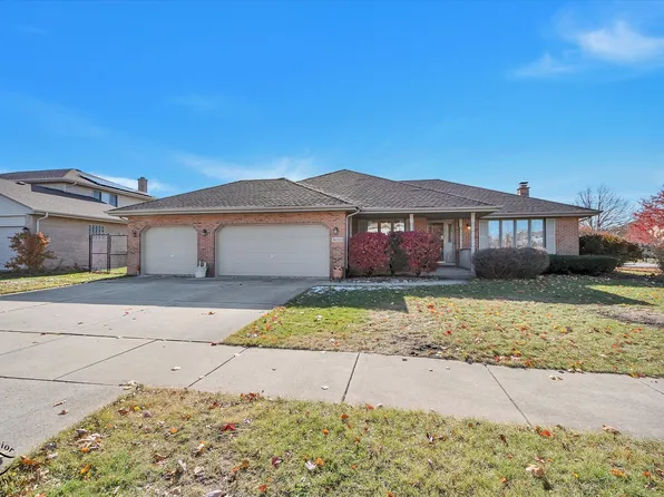 8131 Deland Ct, Tinley Park, IL 60477