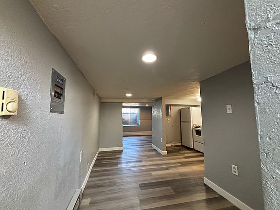 4th image of 402 E 2nd St #412C