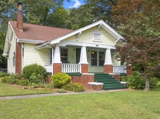 4911 Rowan Rd, Knoxville, TN 37912