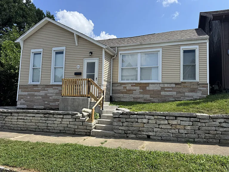 313 E Central Ave — Photo 1