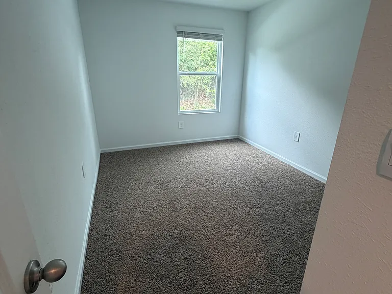 108 Deep Bay Cir — Photo 10