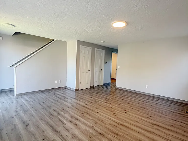 9832 SE Hult St — Photo 3