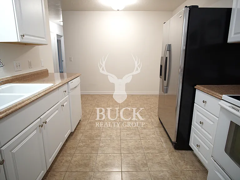 6803 Woodlake Dr — Photo 6