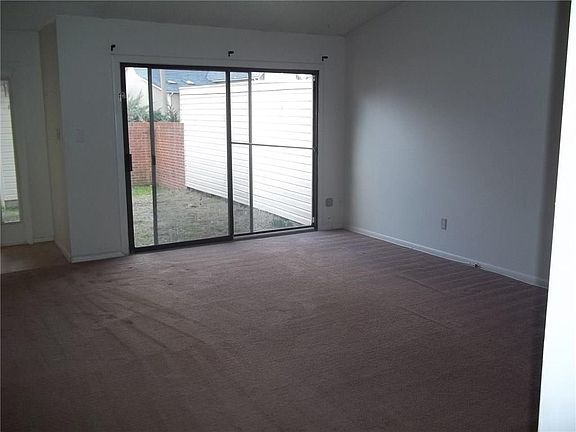 4th image of 4089 Smokey Lake Dr