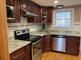 366 Waverley Oaks Rd, Waltham, MA 02452