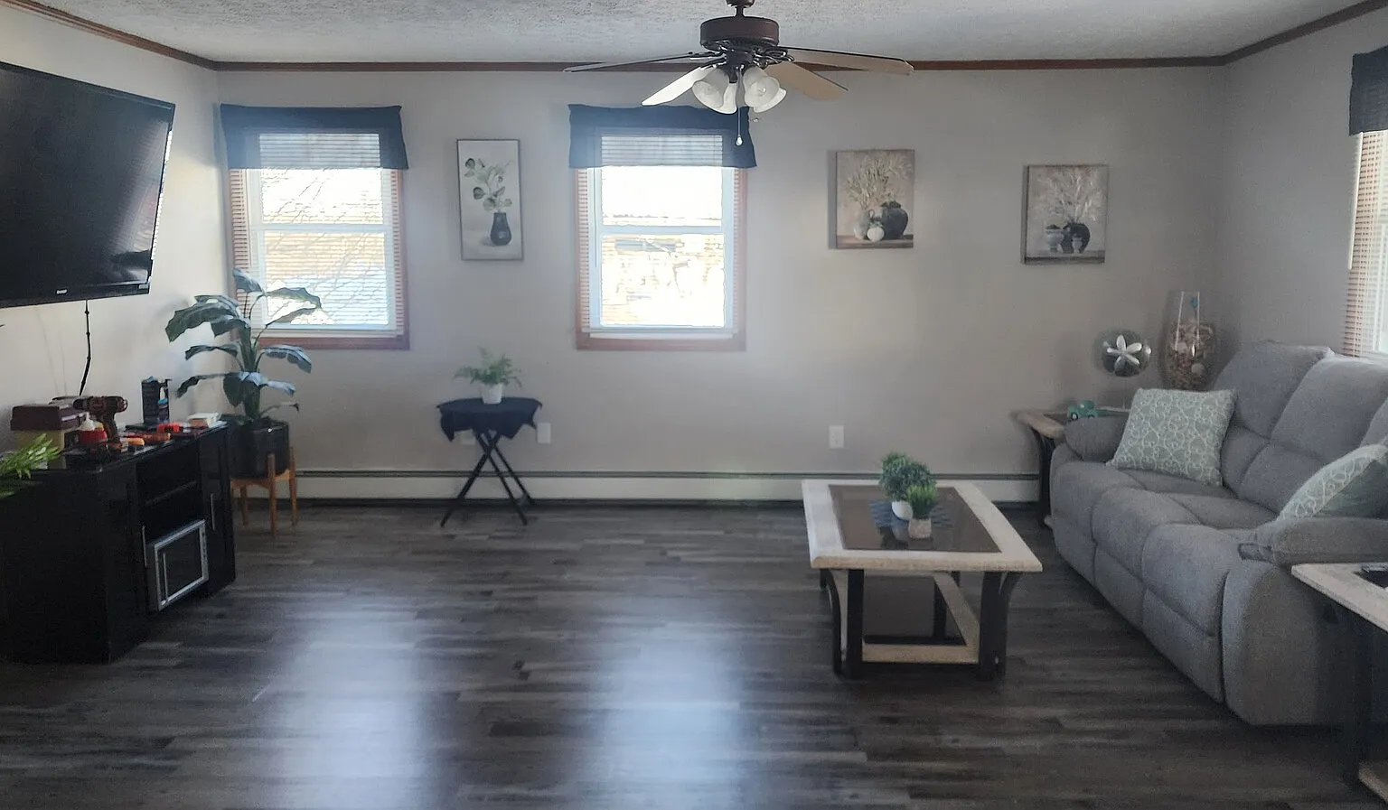 Perfect Location in a Quiet & Safe Neighborhood. 2 Bedroom Apartment — Photo 4