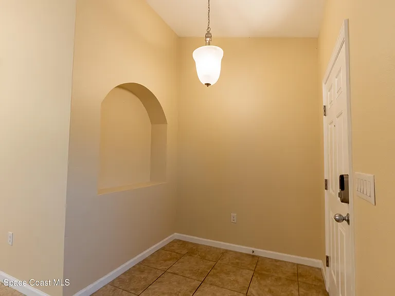 1877 Attilburgh Blvd — Photo 7
