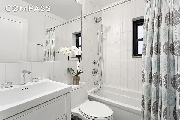 Sold by Compass | media 16