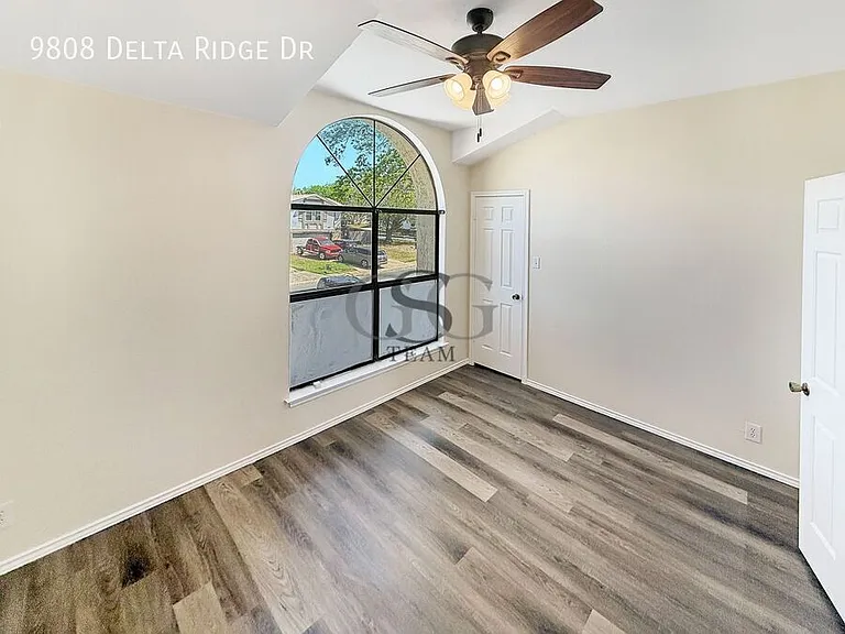 9808 Delta Ridge Dr — Photo 15