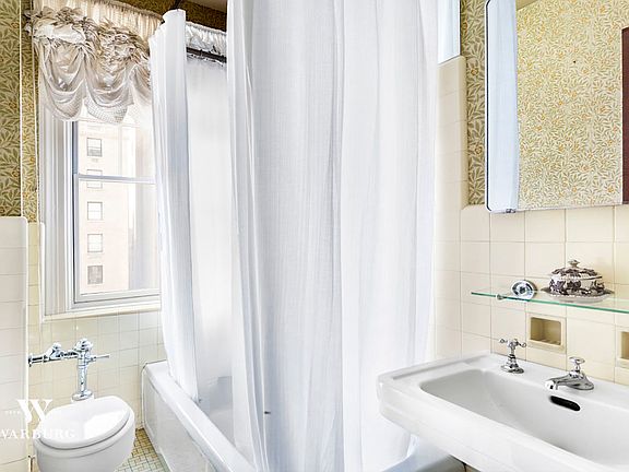 5th image of 969 Park Ave #8C