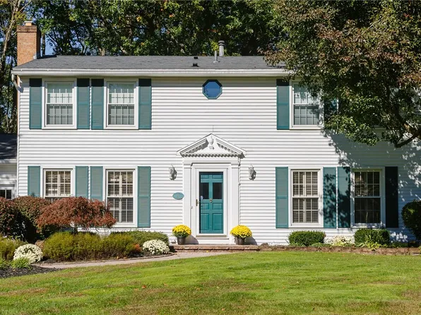 83 Callingham Rd, Pittsford, NY 14534