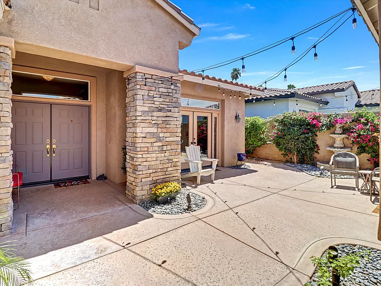 Entry patio
