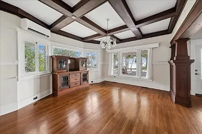 1326 Riverside Dr — Photo 16