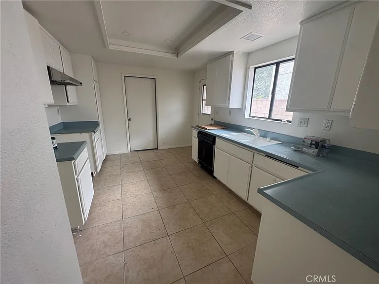 539 N Pasadena Ave #1 — Photo 5