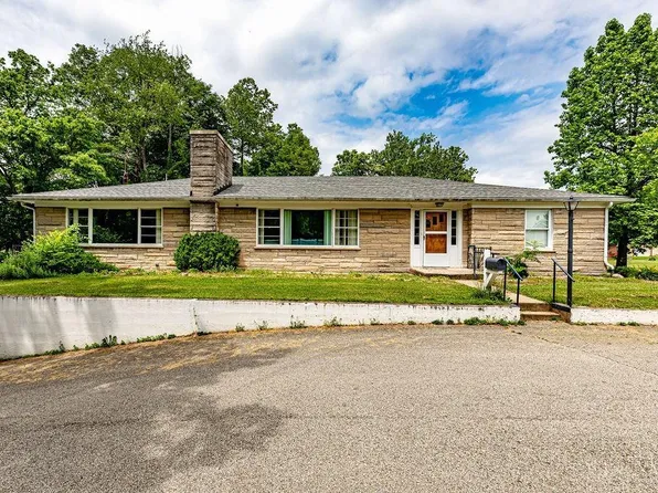 11021 Crestview Dr, Brookville, IN 47012