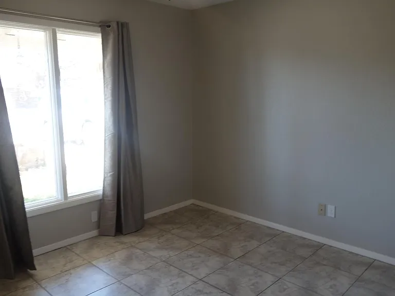 5616 Amherst St — Photo 8