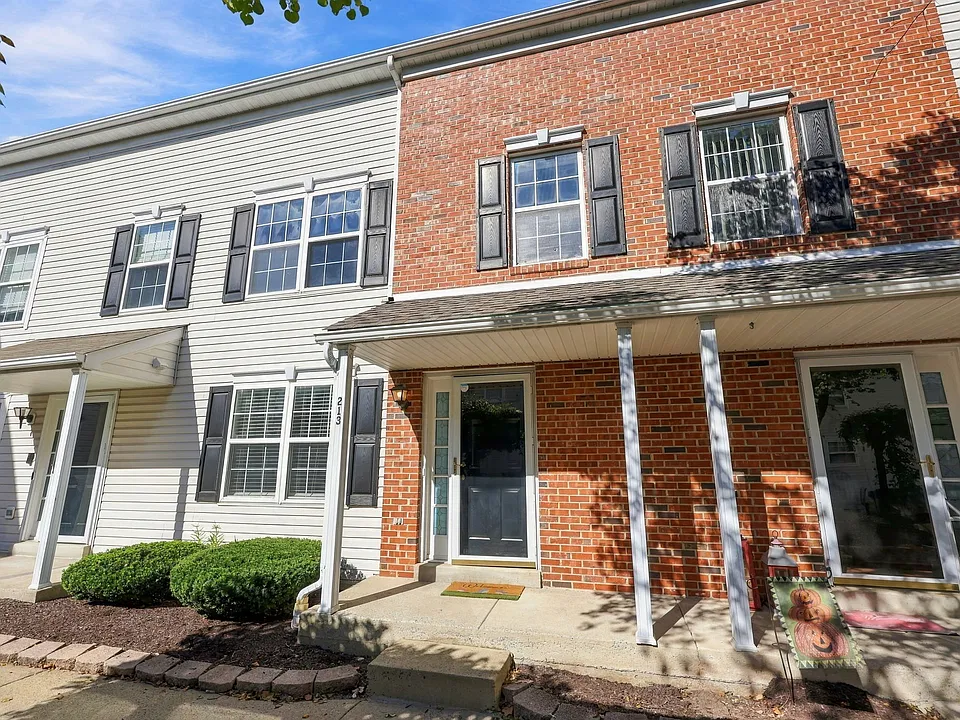 213 Tanager Ct