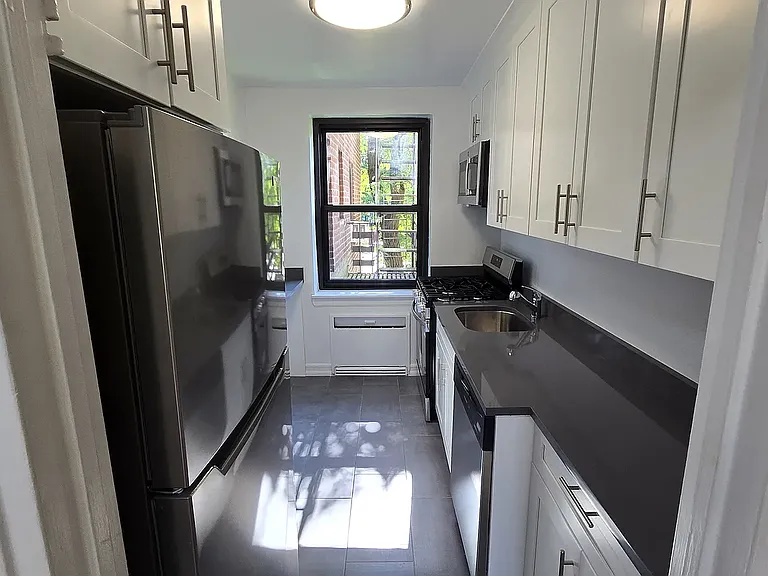 75-50 Bell Blvd #2F — Photo 3
