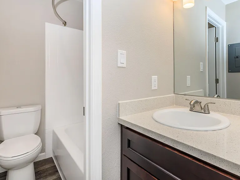 4401 Central Ave — Photo 30