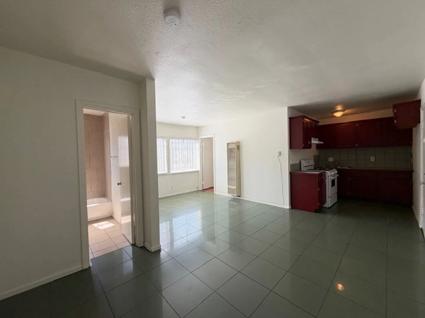 1812 Canal & 1561 W Pacific Coast Hwy — Photo 2