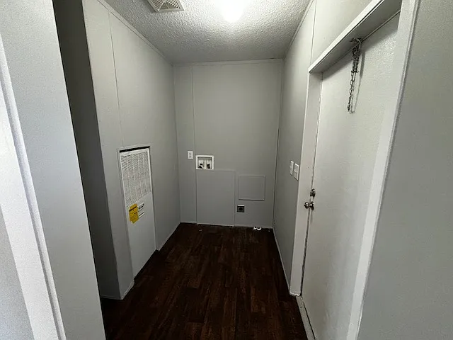 7221 Wilford Rd — Photo 3