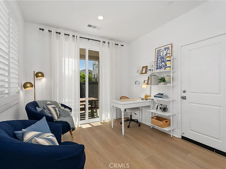 291 Heartland Way — Photo 11
