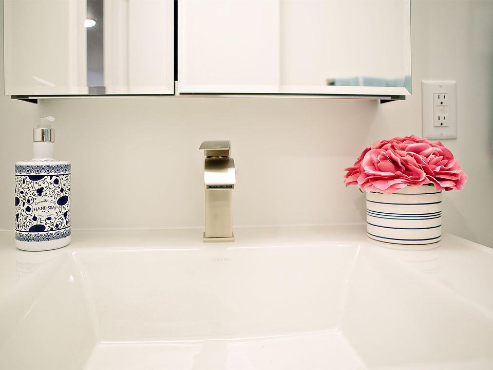 2nd image of 1839 Green St APT 108