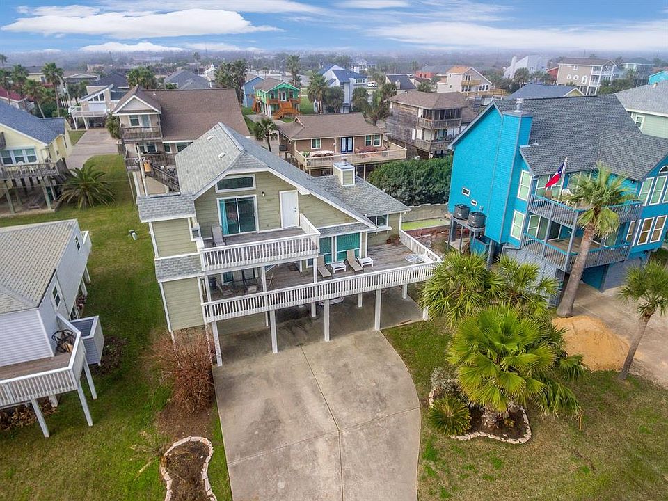 1st image of 13718 San Domingo Dr