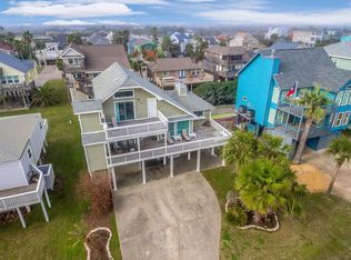 13718 San Domingo Dr, Galveston, TX 77554