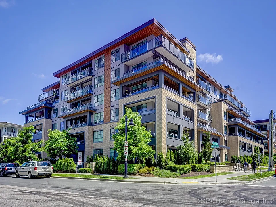 603 Regan Ave #401