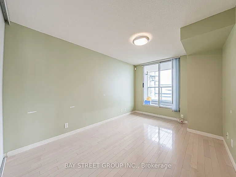 23 Hollywood Ave #3802 — Photo 20