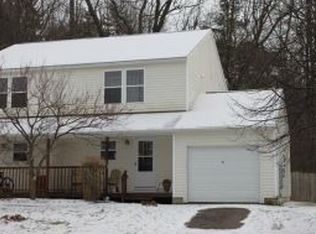 5 Ira Ln, Burlington, VT 05408