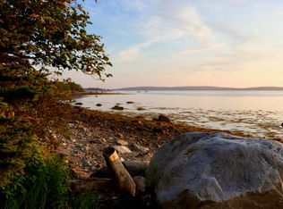 220 Flye Point Rd, Brooklin, ME 04616