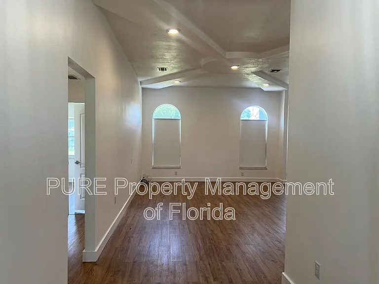 14232 SW 8th Ave — Photo 12