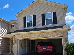 1302 Myrtle Beach Ave, Champaign, IL 61822