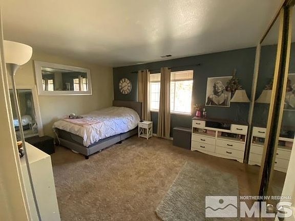 2nd image of 1022 E 5th St APT 7