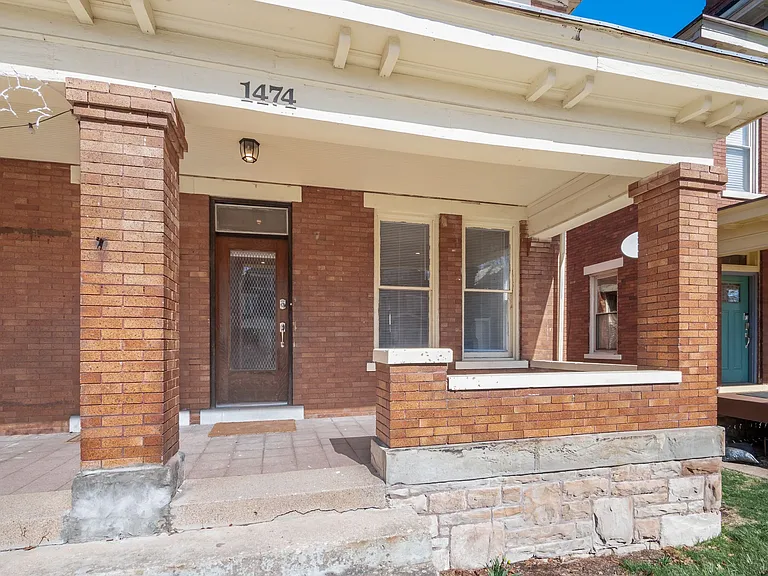 1474 Bryden Rd — Photo 3